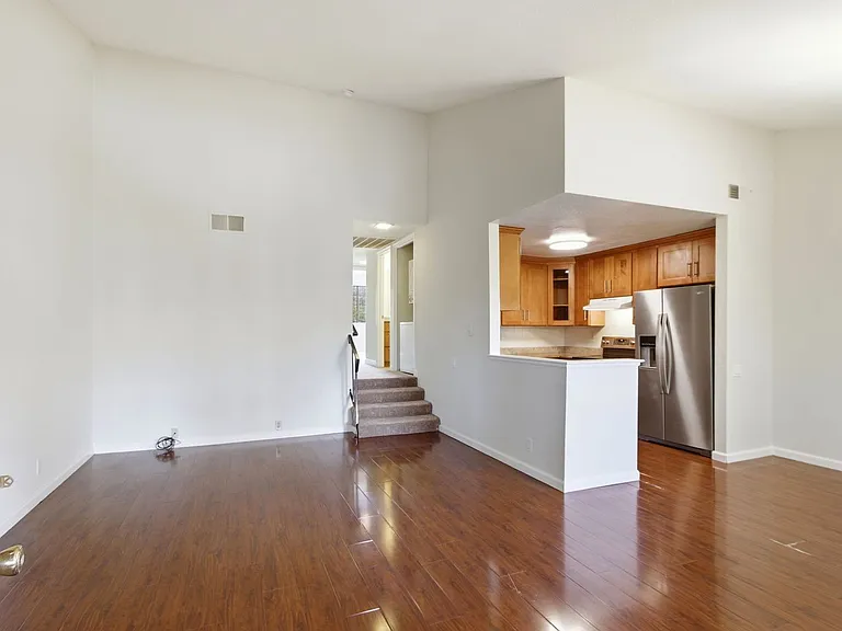 479 Costa Mesa Ter #F — Photo 7