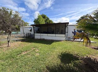 39239 Longview Ave, Zephyrhills, FL 33542