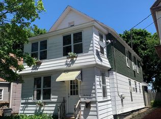 1017 Webster St, Schenectady, NY 12303