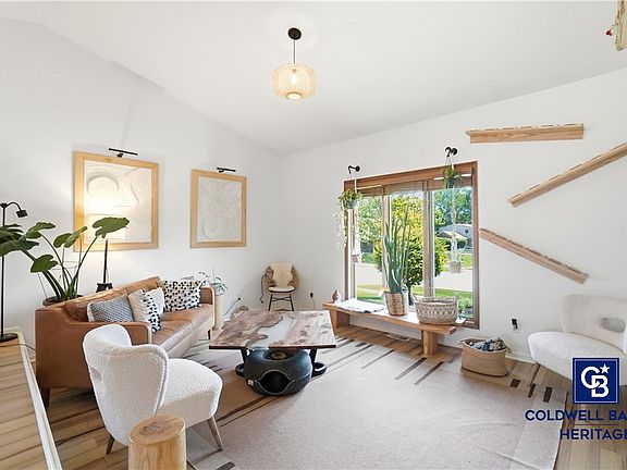 4th image of 4733 Wicklow Dr
