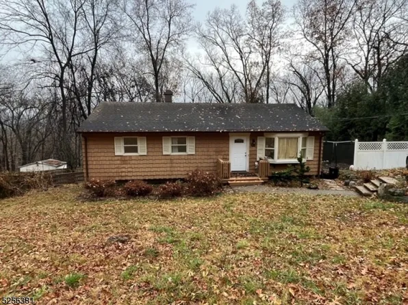 50 Cedar Ridge Dr, Vernon Twp., NJ 07462