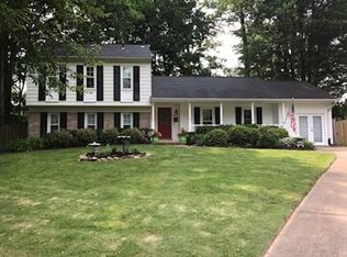 5924 Crossin Ct, Burke, VA 22015