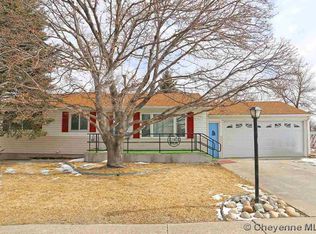 913 Ridge Rd, Cheyenne, WY 82001
