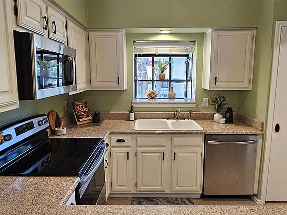 3rd image of 5859 Frankford Rd APT 603