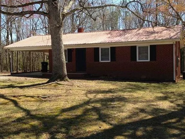 243 Stuart St, Star, NC 27356