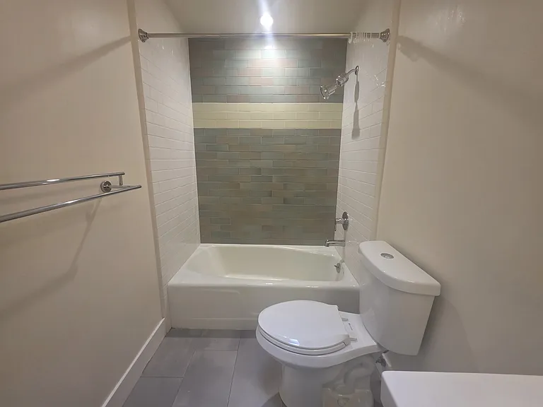 117 Oakwood Dr — Photo 18