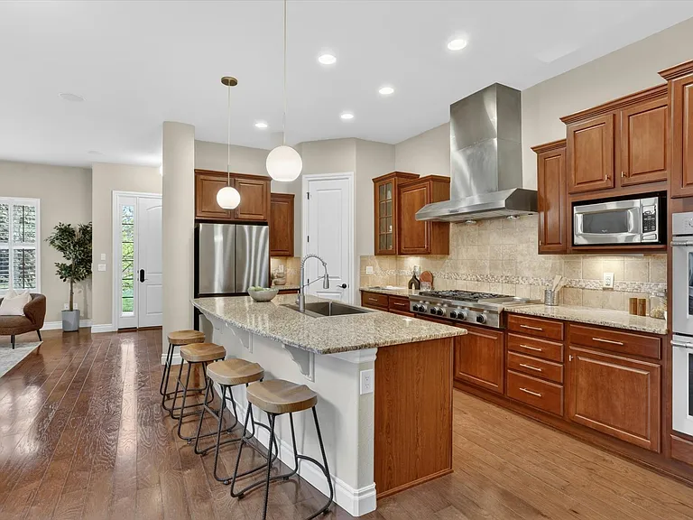 10126 Ridgegate Cir — Photo 29
