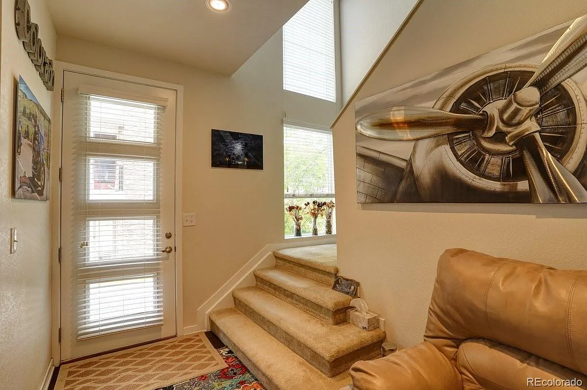 3 bed, 1764 sqft, $2,850 — Photo 3