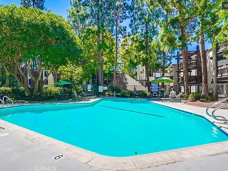 Pool 2