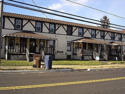 Nice comfy townhouse for rent