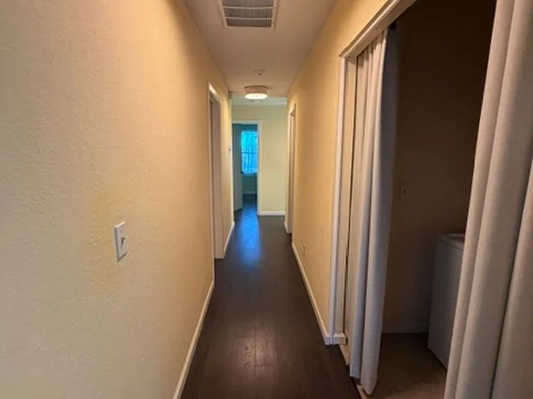 7821 Magnolia Ave — Photo 13