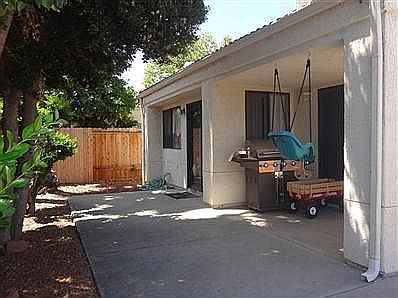 4th image of 1766 Capistrano Gln