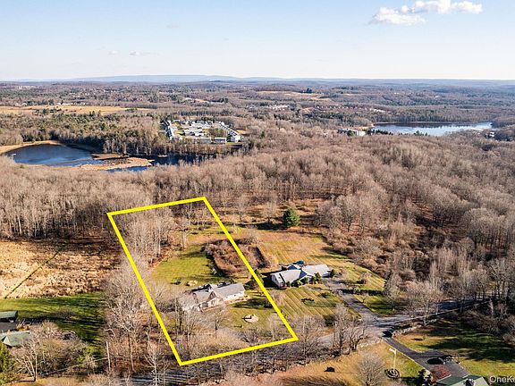2nd image of 158 Wade Road