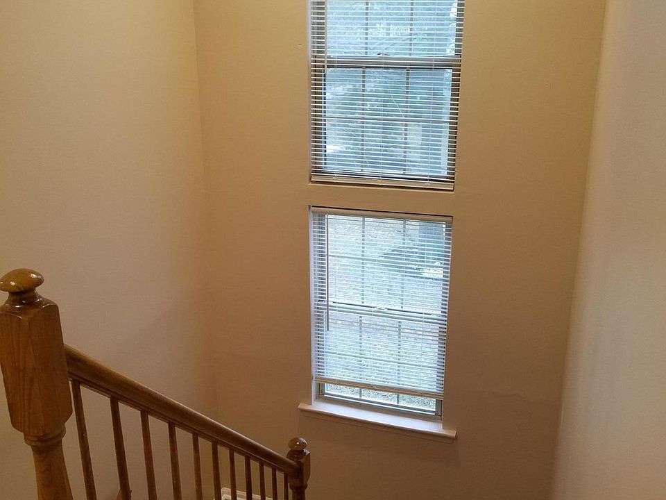 35 Whistler Dr Freehold NJ Zillow