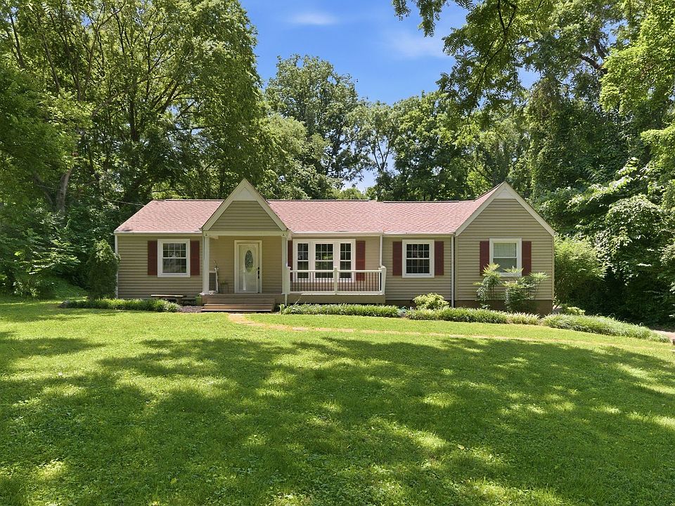 1st image of 746 Greymont Dr
