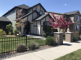 3803 NE Purcell Blvd, Bend, OR 97701