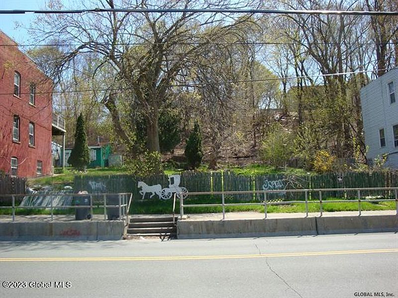 5th image of 1312 15th Street