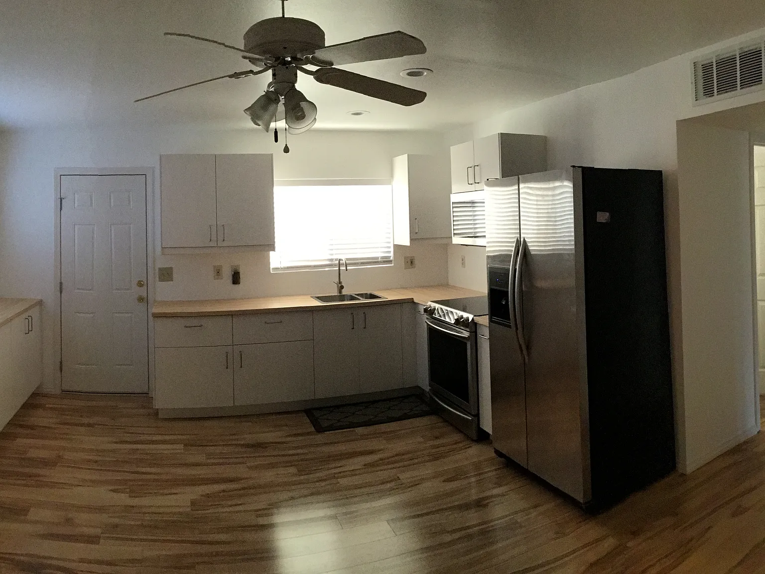 Galindo Ave, Simi Valley — Photo 2