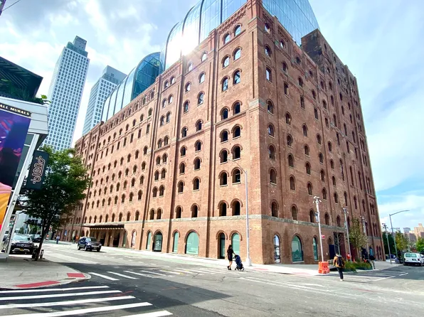 70 South 1st Street image 5 of 27