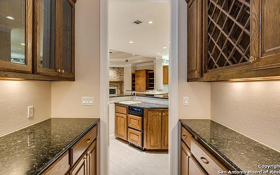 5th image of 3 Aspen Creek Dr