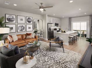 1000 Grant St UNIT 813, Stone Mountain, GA 30083