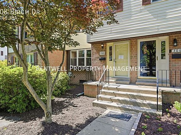 2nd image of 308 Birch Dr
