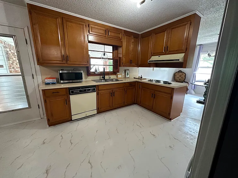 916 Level Creek Rd — Photo 20