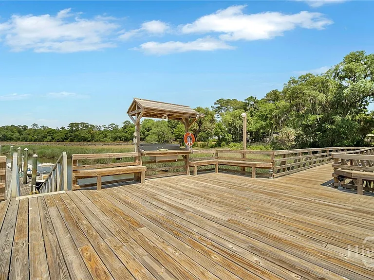 Palm Grove Ct — Photo 43