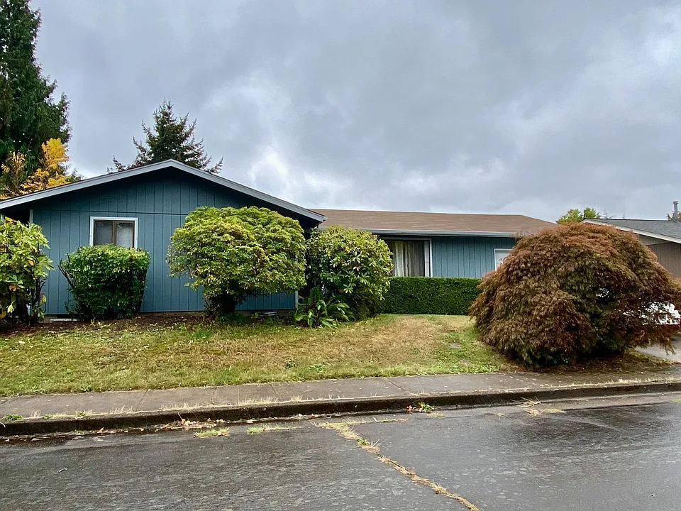 1012 SE Dorothy Ave
