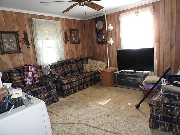 5th image of 594 Carrollwood Dr