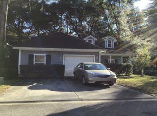 4 Carolina Village Cir, Beaufort, SC 29906