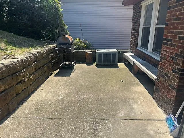 3 bed, 1196 sqft, $1,400 — Photo 2