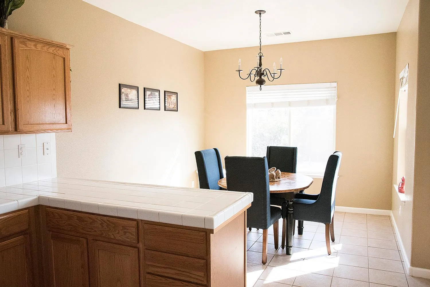 3 bed, 1501 sqft, $2,350 — Photo 2