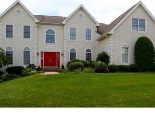 108 Hockessin Dr, Hockessin, DE 19707