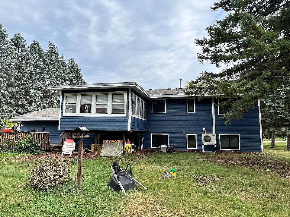 2nd image of 40 Quehl Ave S
