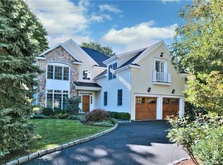 102 Seminary St, New Canaan, CT 06840
