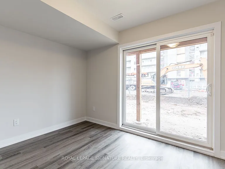 57 Markle Cres — Photo 29
