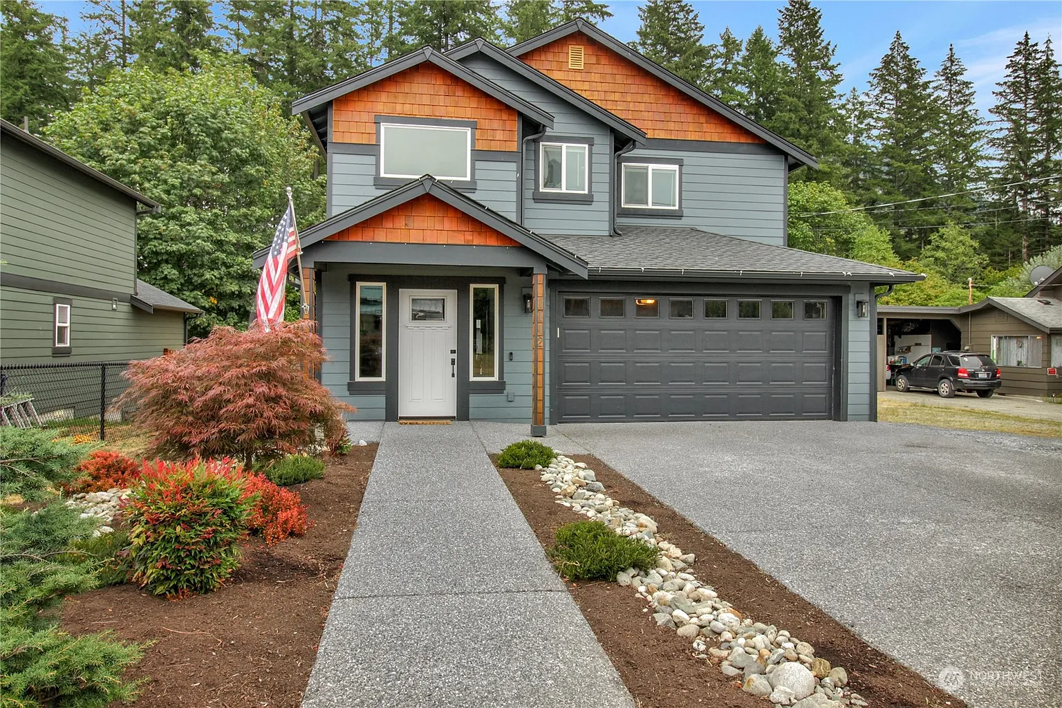 1112 Montague Avenue photo 1