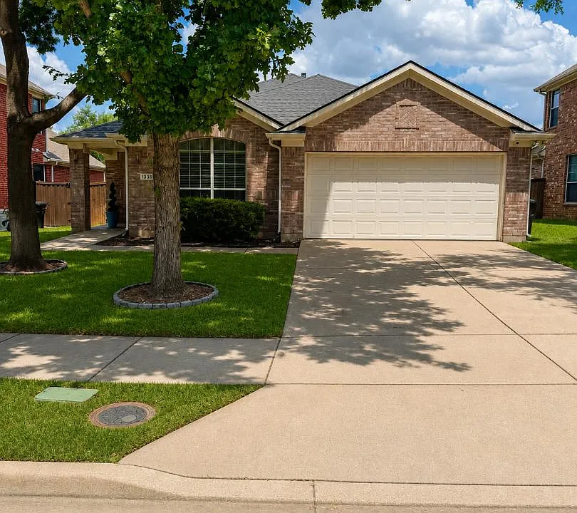 11330 Henderson Dr