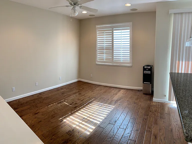 10088 Imperial Ave — Photo 8