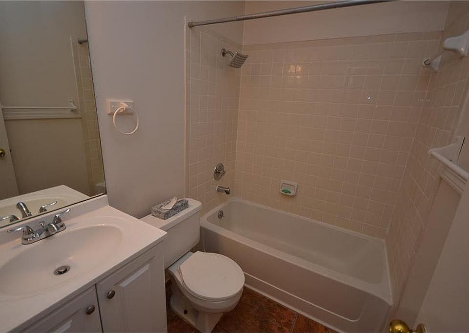 1st image of 12313 Dellrey Dr #B