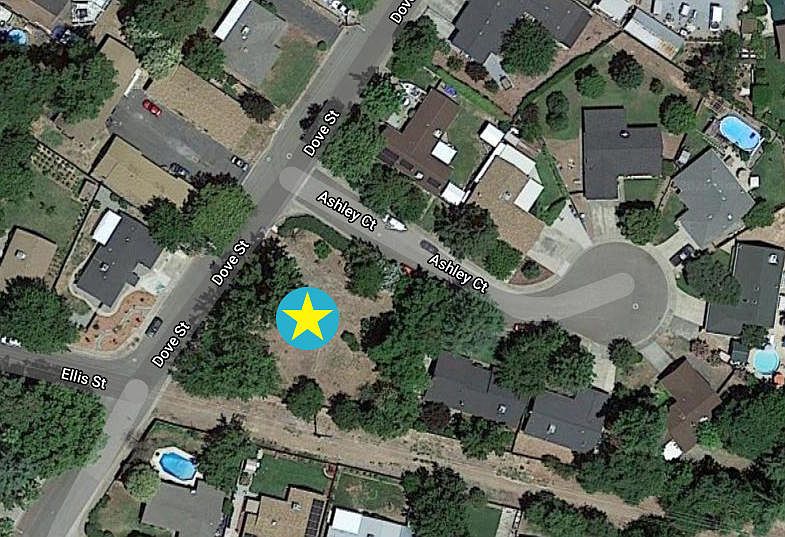 2nd image of 2985 Dove St