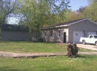 12276 Pine Cone Dr, Middlebury, IN 46540