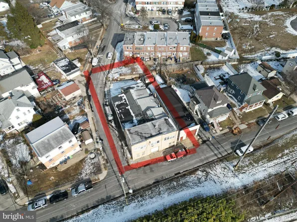 8329 Delaware Ave, Upper Darby, PA 19082