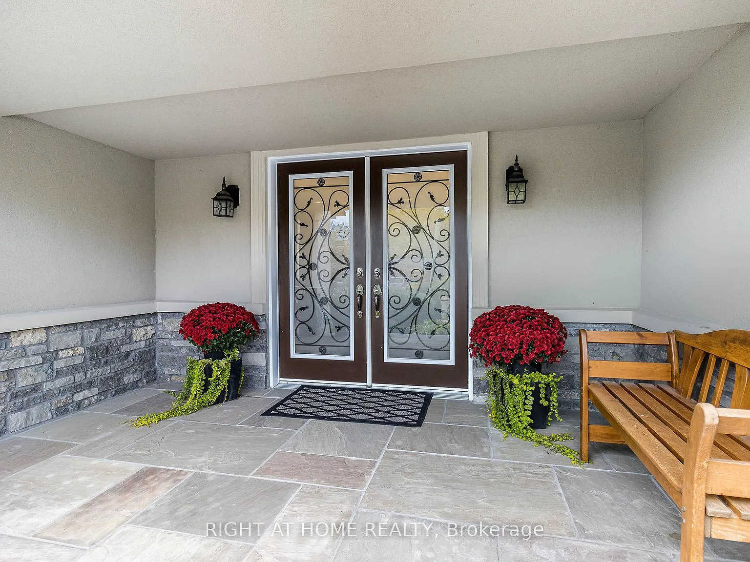 4 bed, $4,800 — Photo 2