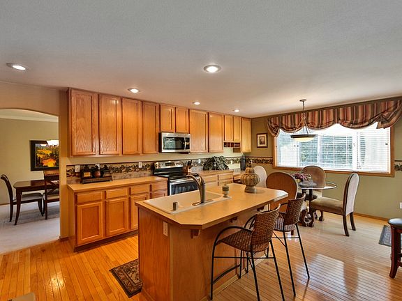 5th image of 1812 34th St SE