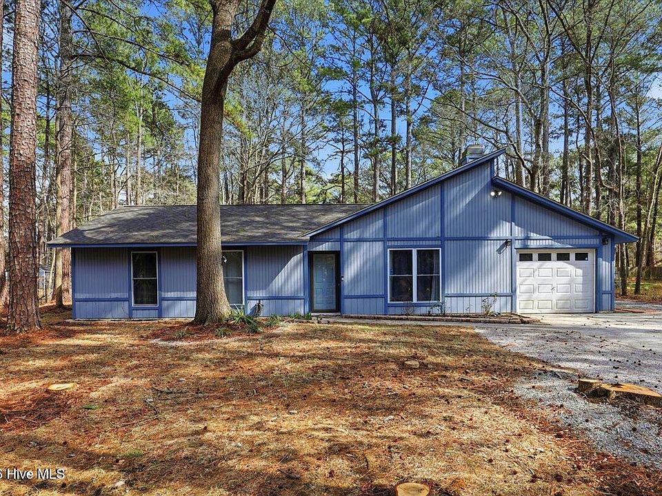 1st image of 1435 Pineridge Drive