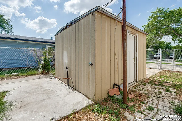 326 Sublett Dr — Photo 25