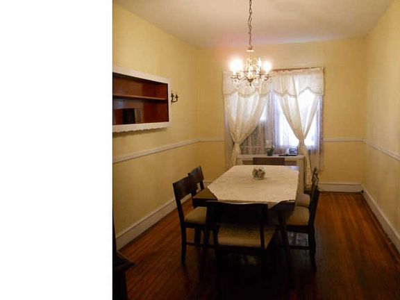 5th image of 3741 Frosthoffer Ave