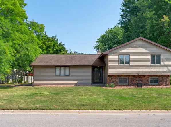 1212 Greenridge DRIVE, Onalaska, WI 54650